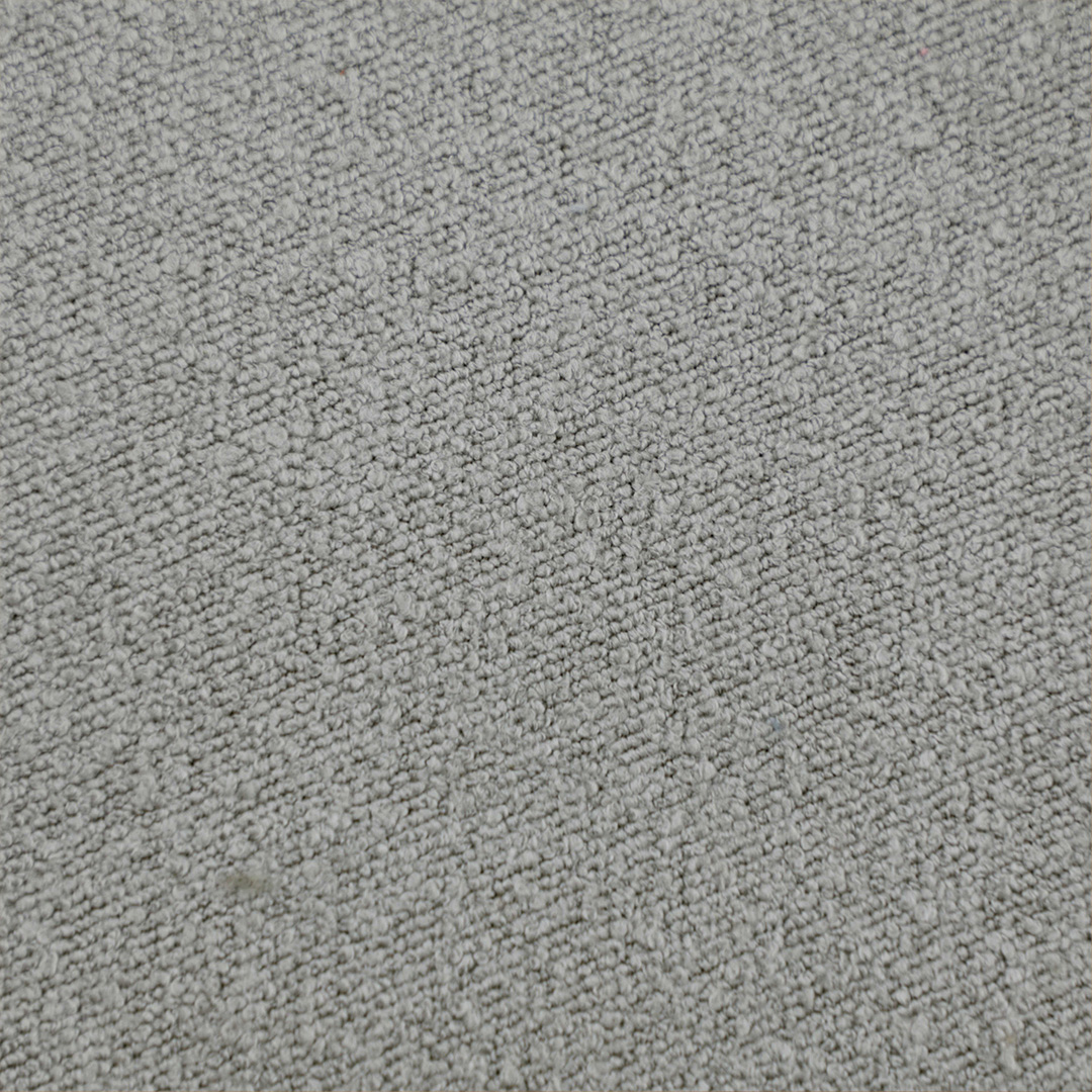 グレーベージュ