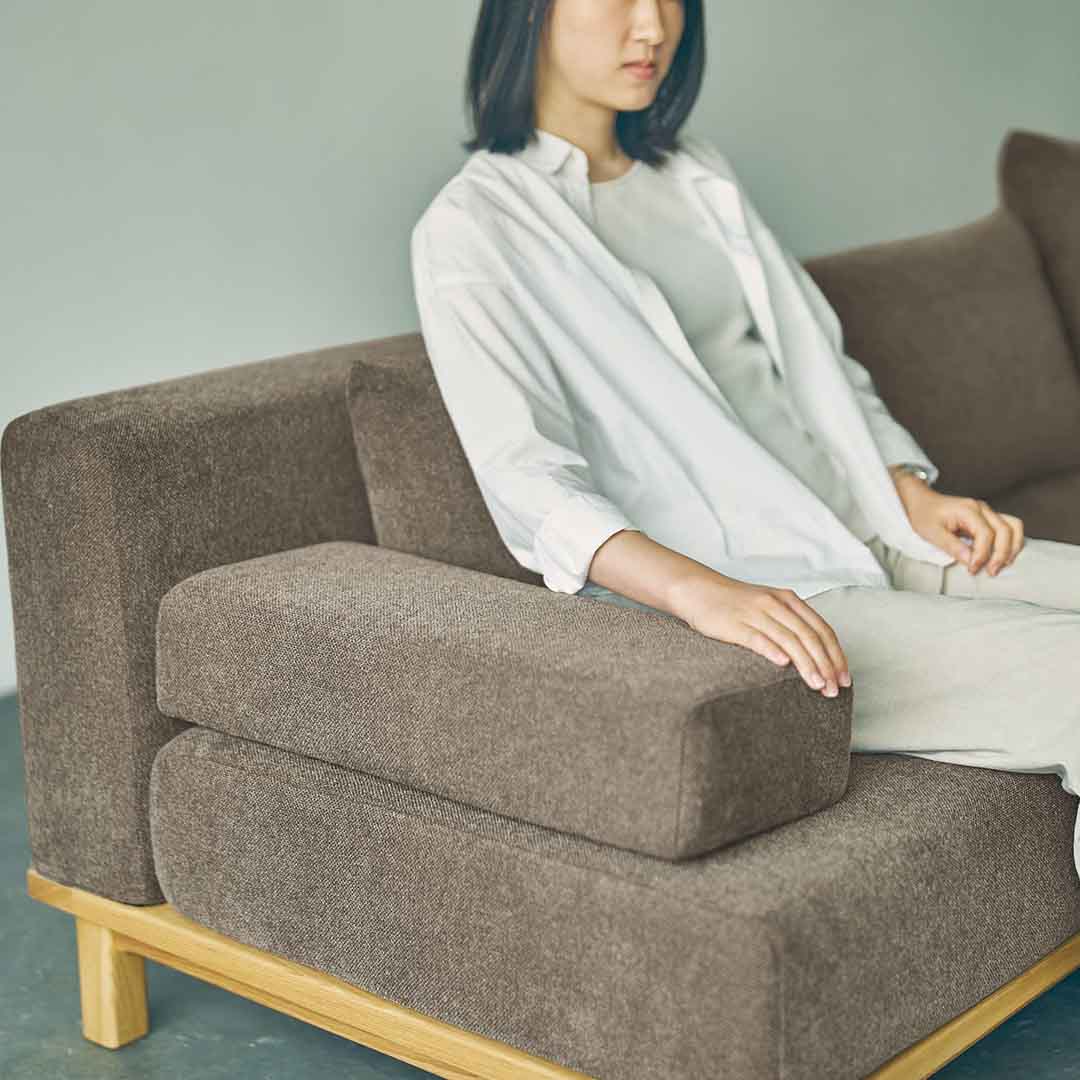 ライトブラウン