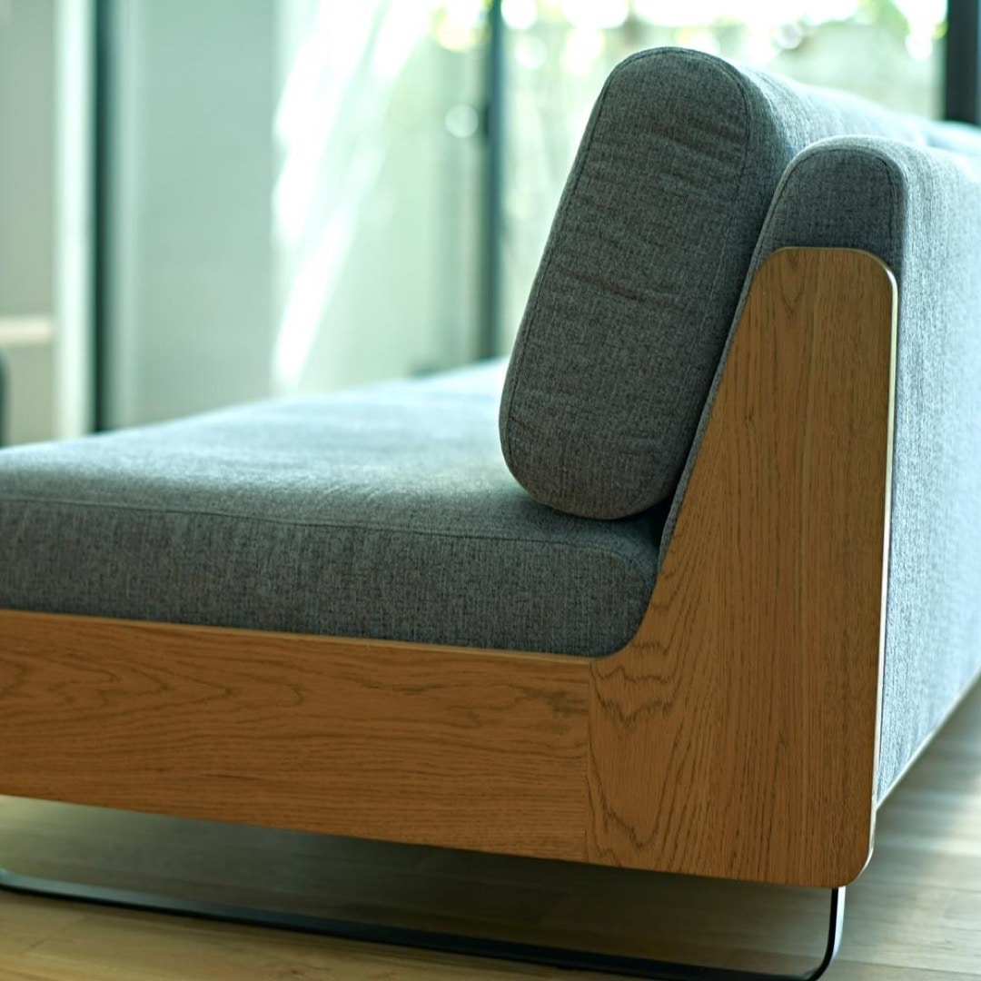 サンドベージュ