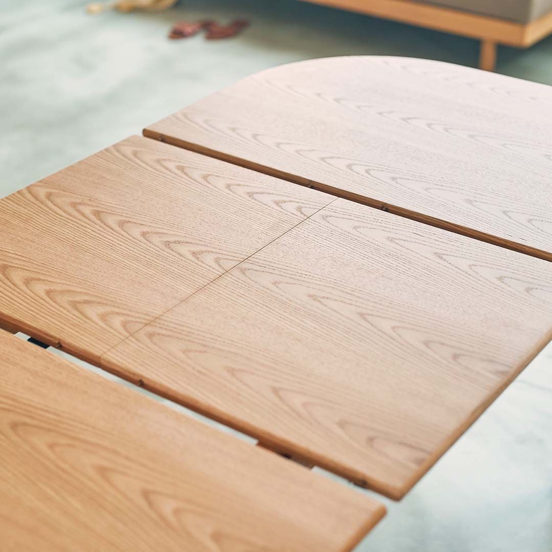 グレーベージュ