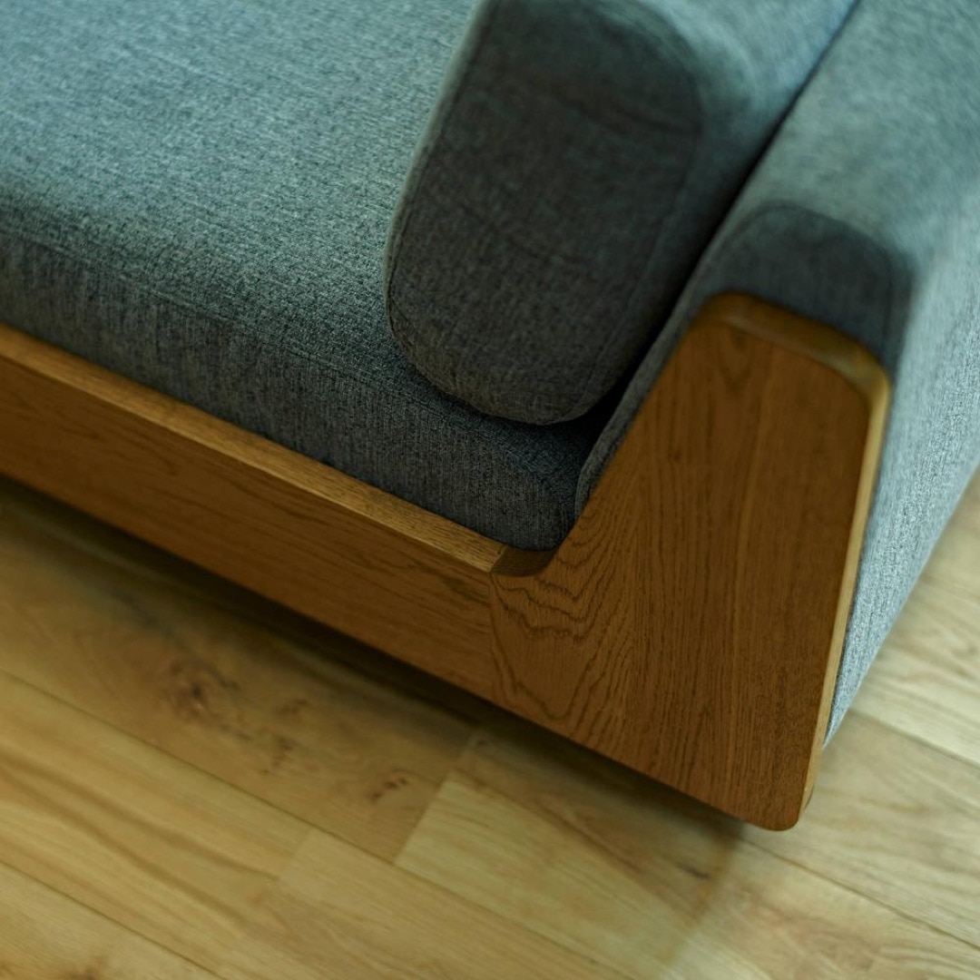 サンドベージュ