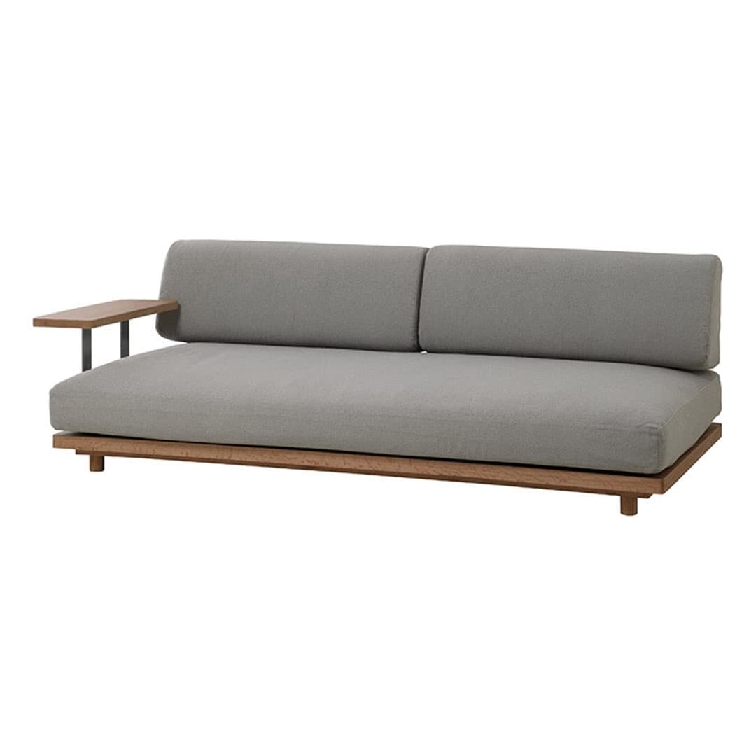 グレーベージュ