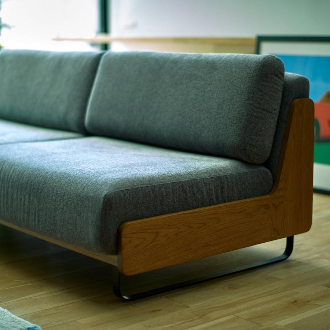 サンドベージュ