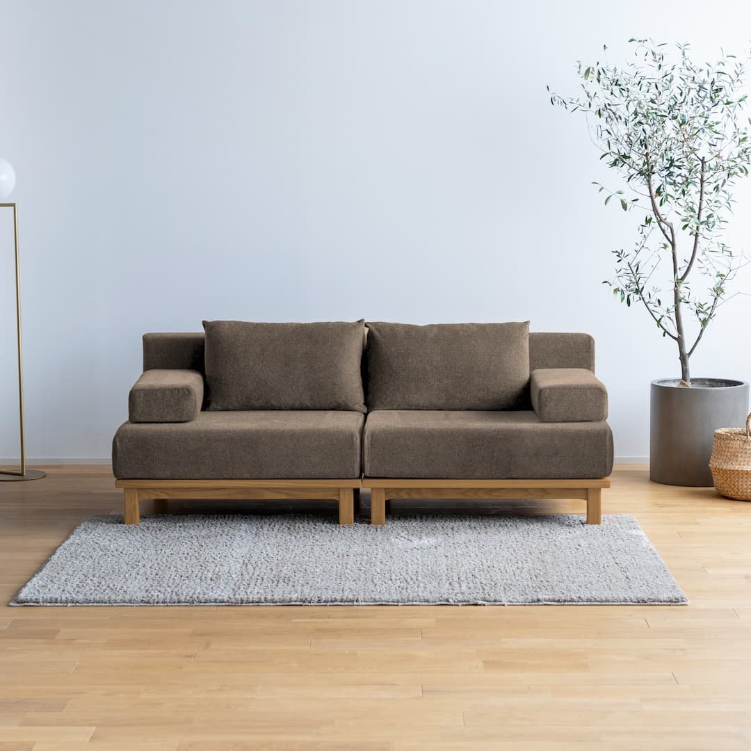 ライトブラウン