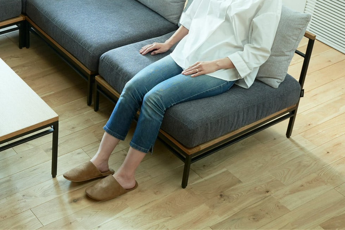 最高級ウレタンを組み合わせ安心感のある座り心地のカーラソファ、ADRSのソファ カーラソファセット グレー