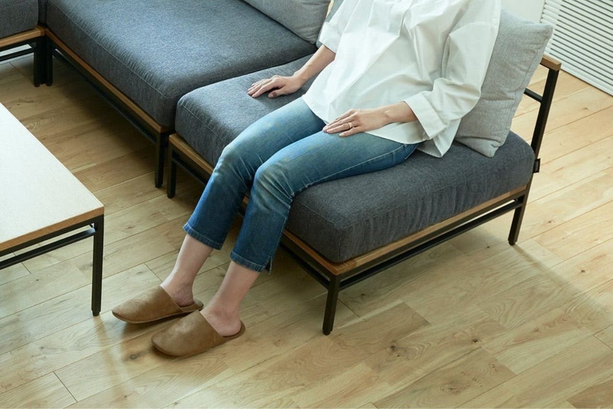 最高級のウレタンを組み合わせたADRSのソファ カーラ ソファ オットマン ダークグレー