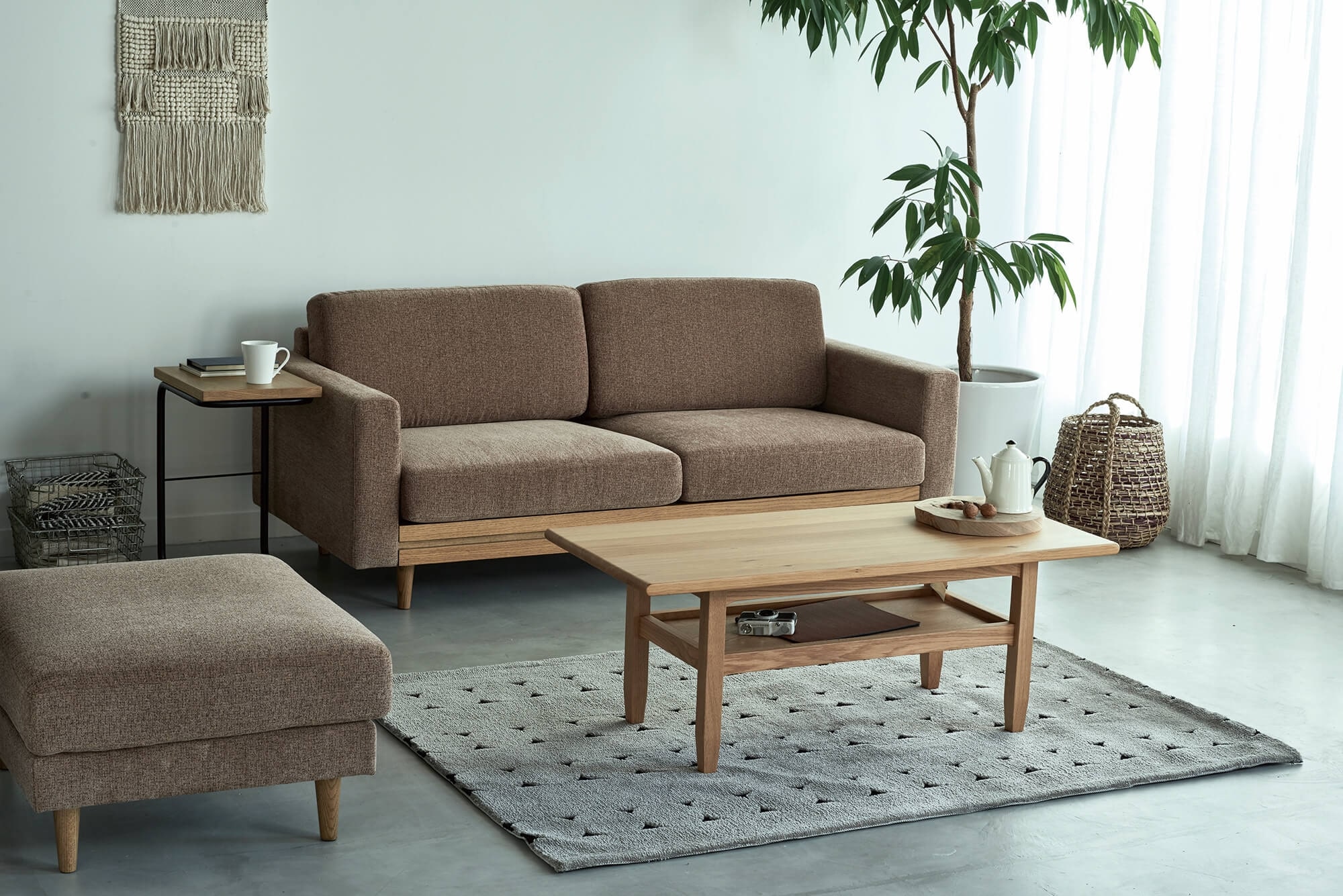 絶妙なサイズ感 ADRS エレン サイドテーブル ナチュラル