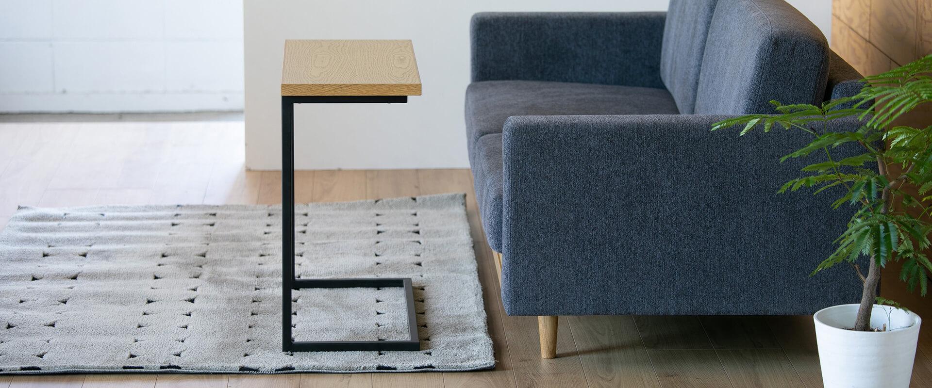 脚を差し込むことで高い収納力を実現 ADRS ハント サイドテーブル Mサイズ ナチュラル