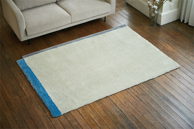 お部屋のワンポイントに最適なラグ SIEVE ブレンド ラグ ベージュ