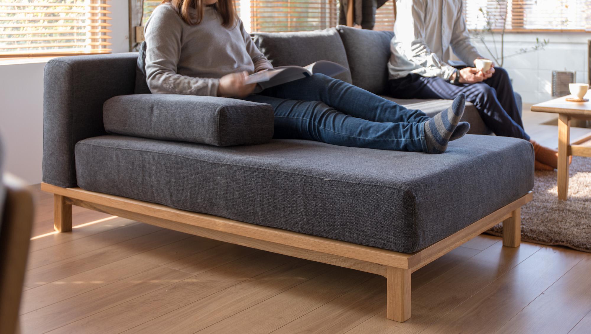 硬さの異なるクッションにより最適な座り心地へ SIEVE レクトユニット ソファ ロング/ブラウン/グレー