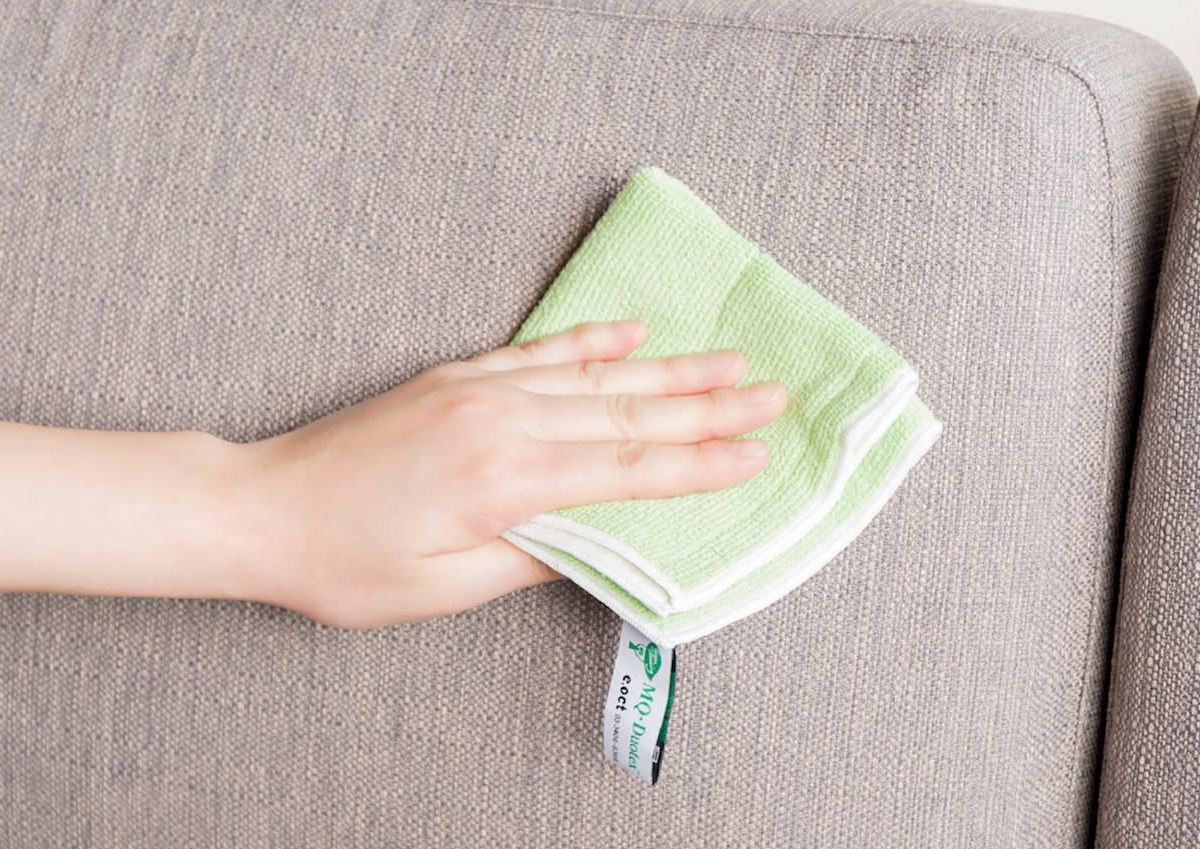 ソファを長く使うコツ ファブリックのお手入れ方法